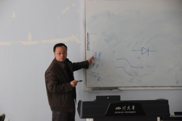 成人影视片