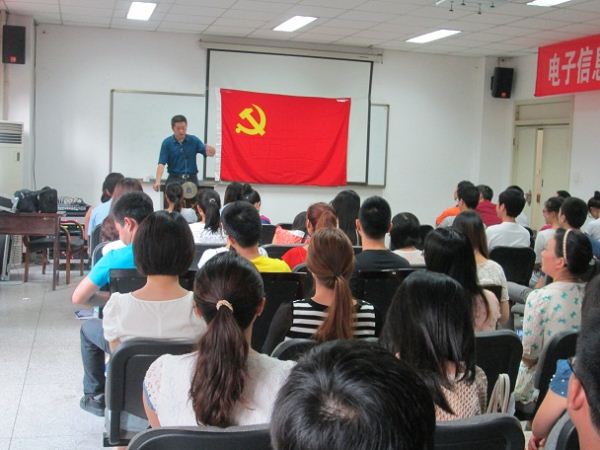 成人影视片