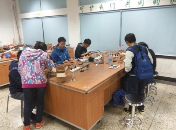 成人影视片