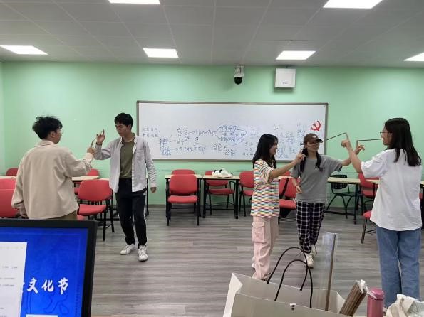 成人影视片