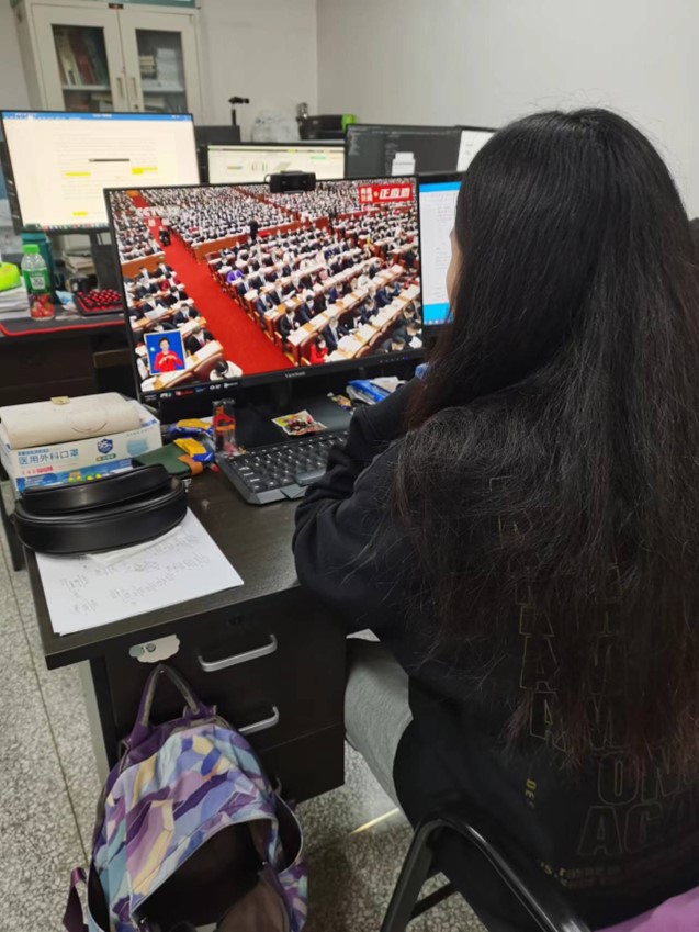 成人影视片