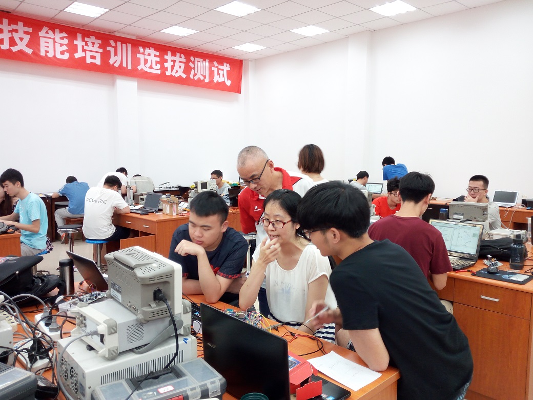 成人影视片