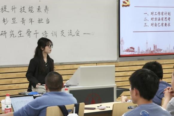 成人影视片