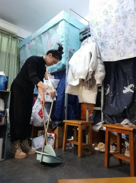 成人影视片