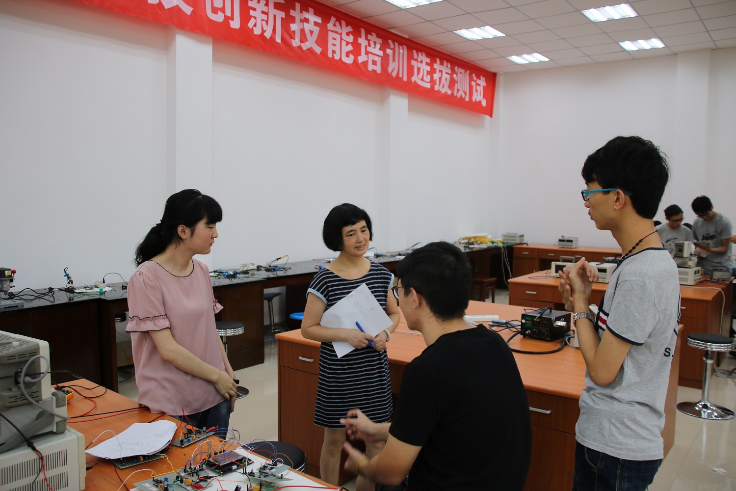 成人影视片