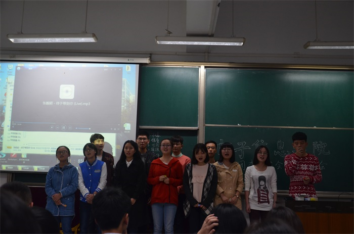 成人影视片