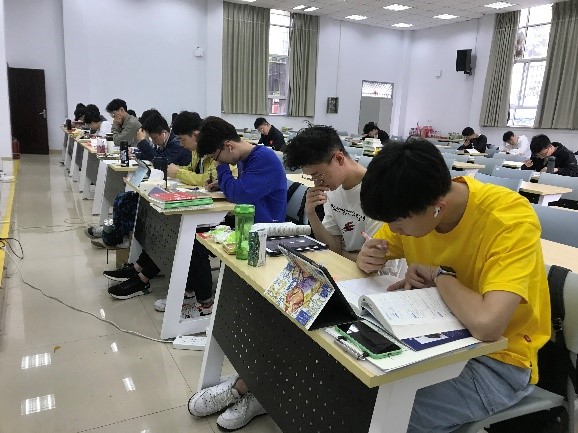 成人影视片