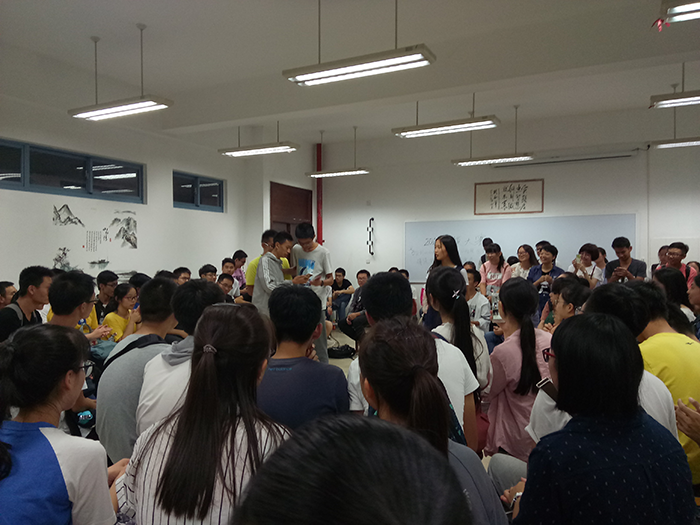 成人影视片