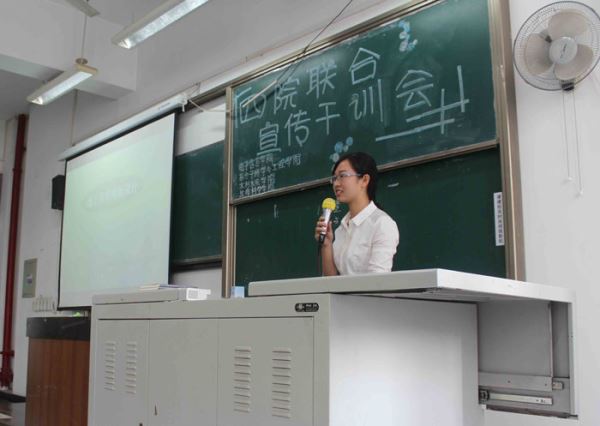 成人影视片