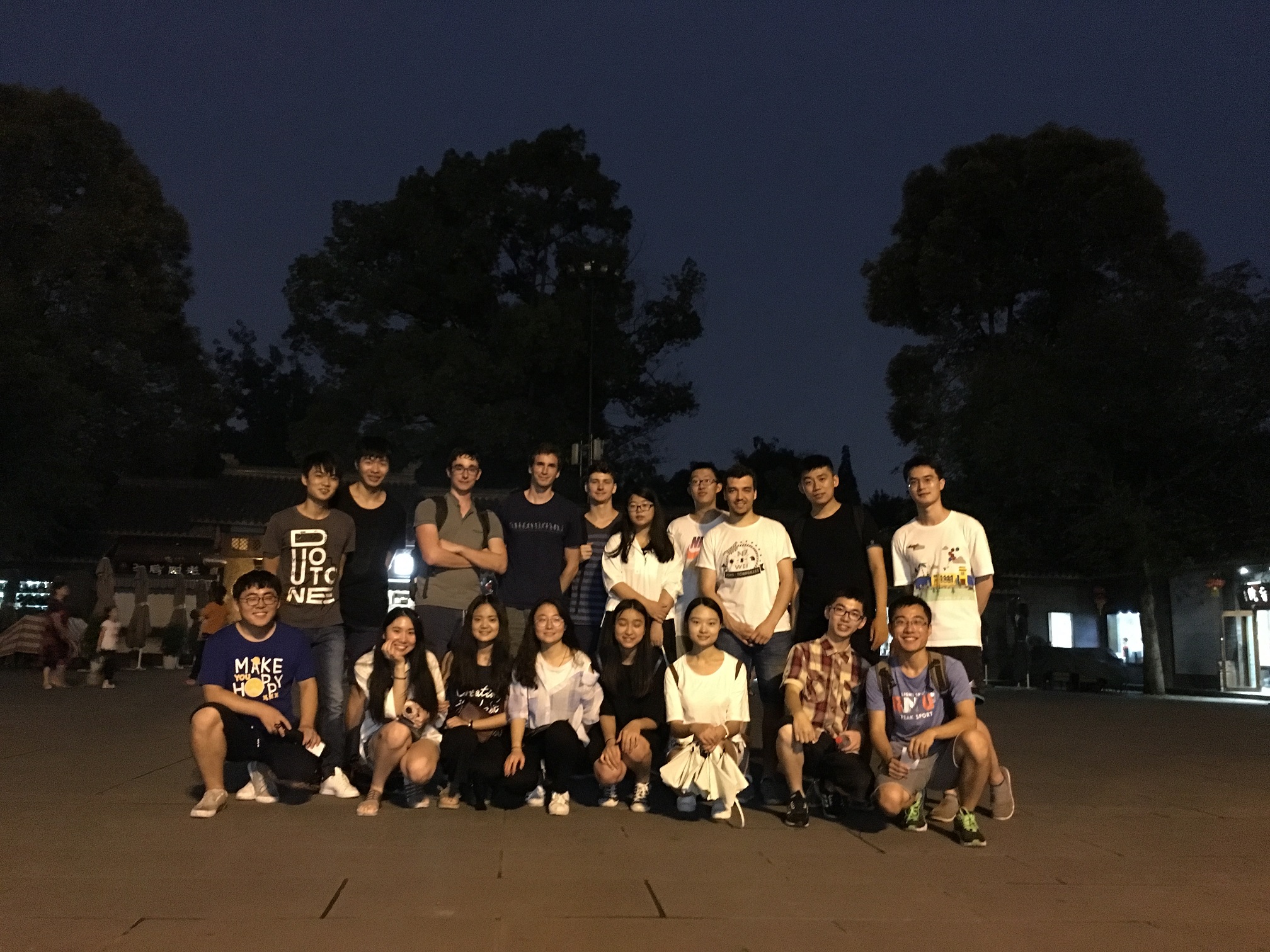 成人影视片