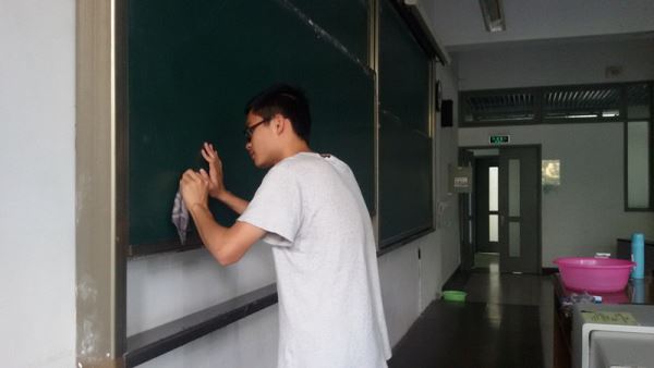 成人影视片