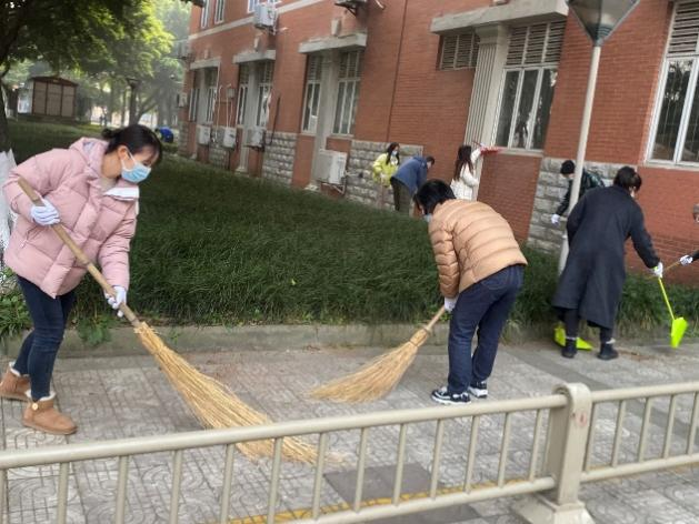 成人影视片