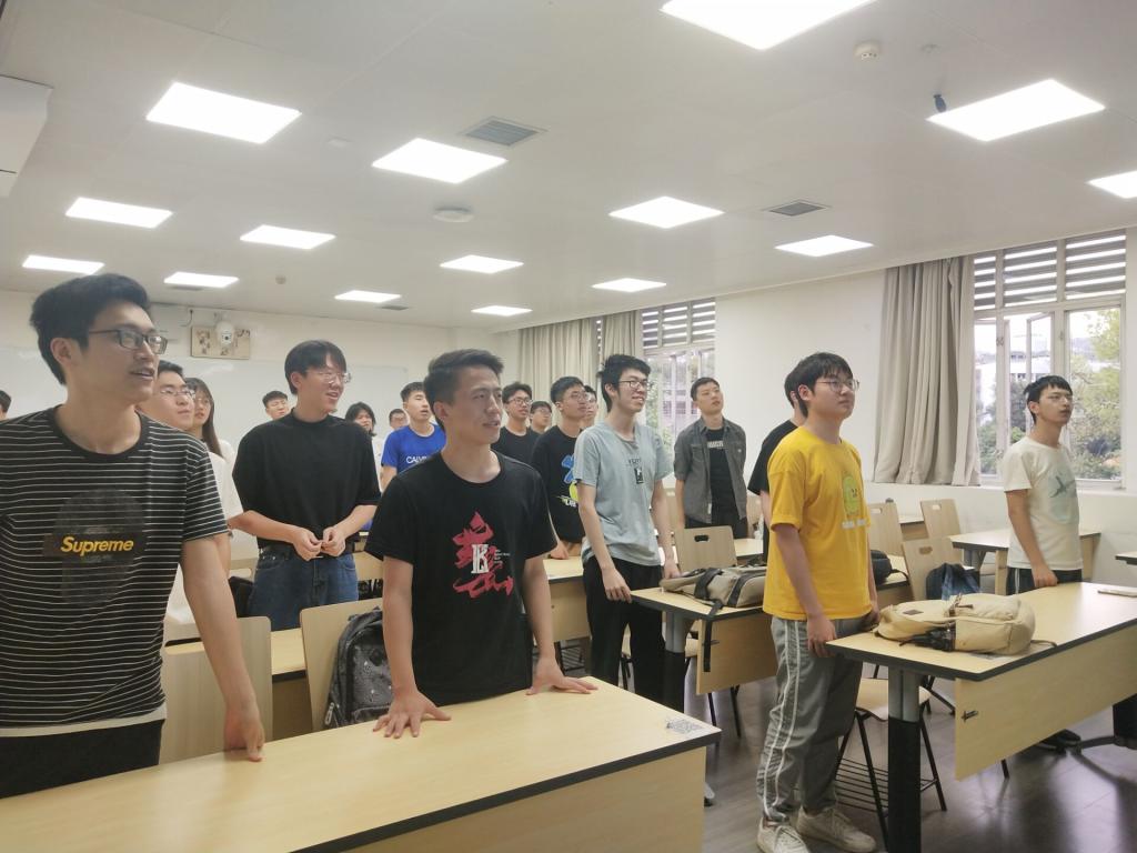 成人影视片