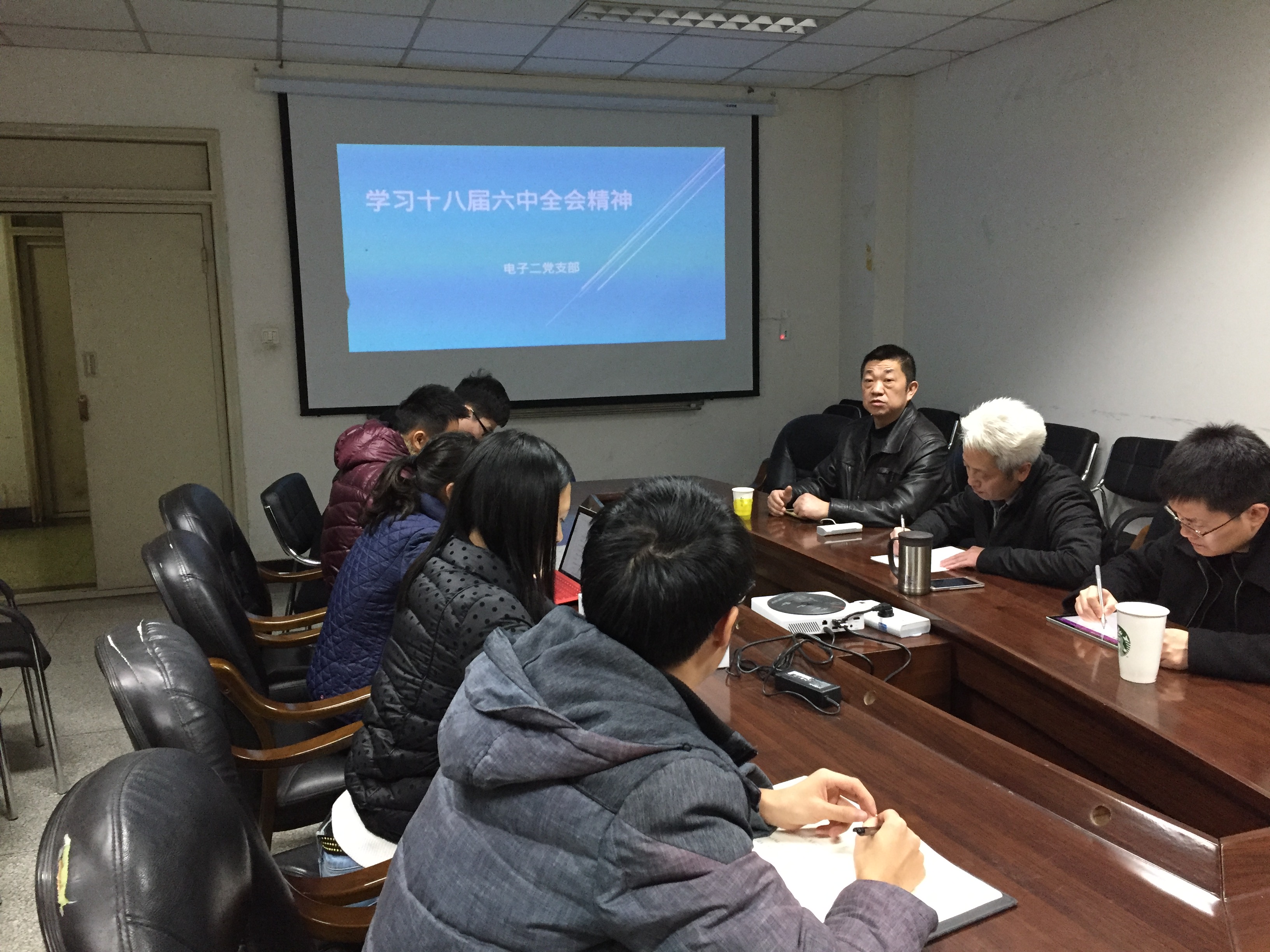 成人影视片