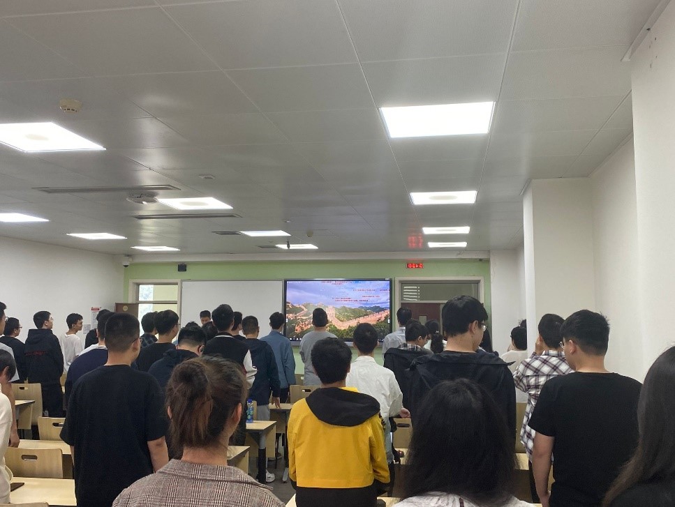 成人影视片